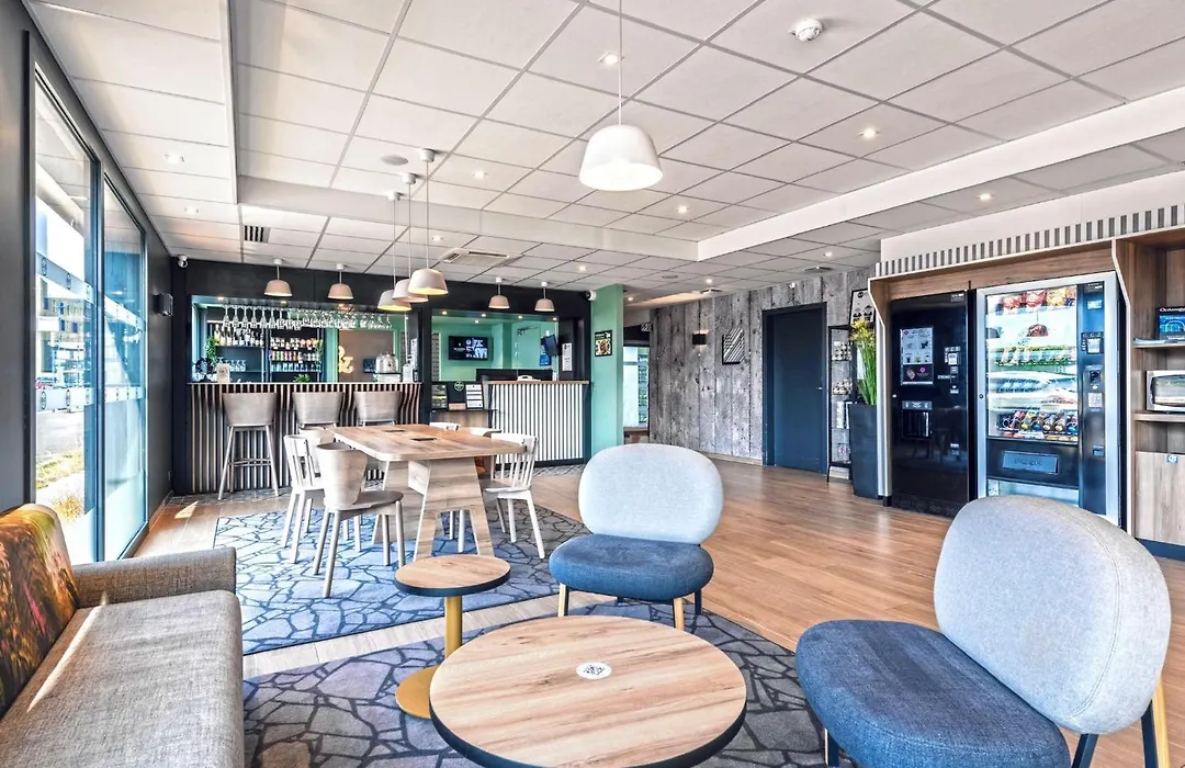 B&B HOTEL Brest Centre Port de Commerce-1