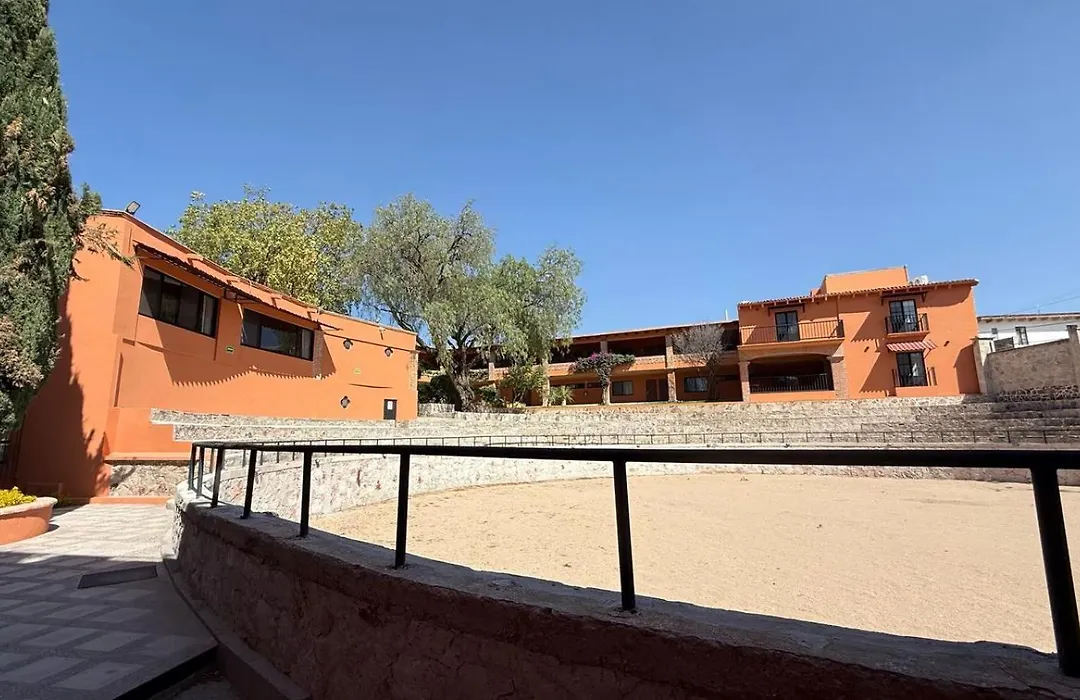 Hotel La Querencia-1