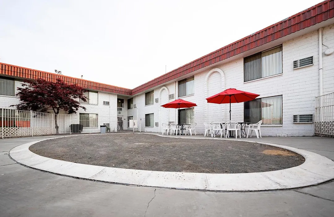 Hermiston Inn & Suites-1