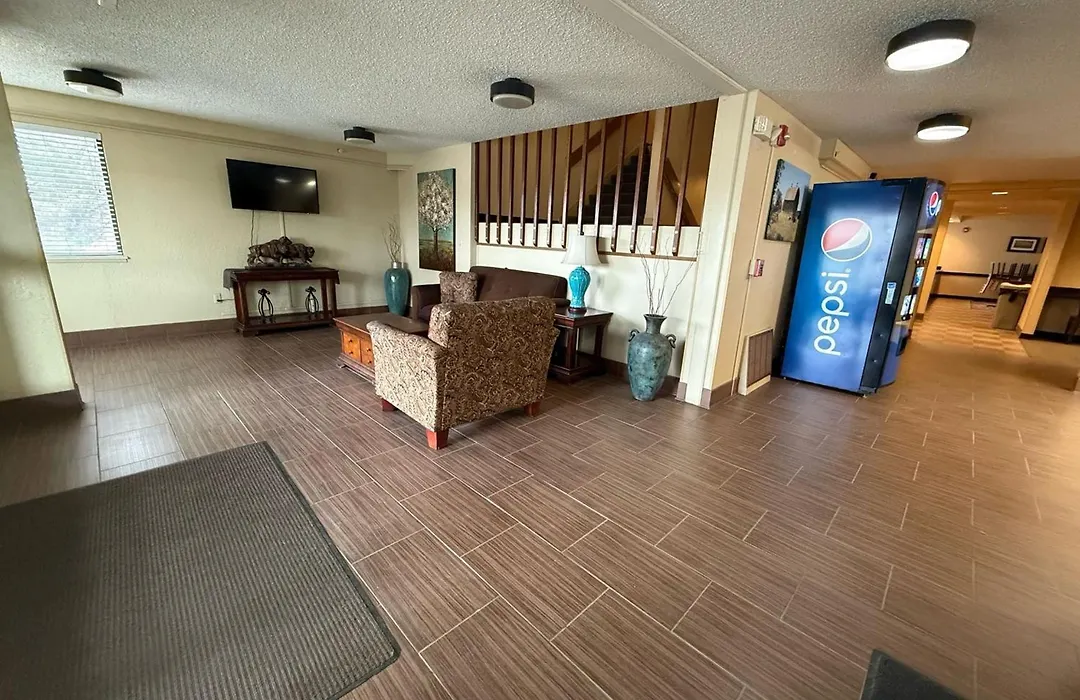 Richland Inn And Suites-1