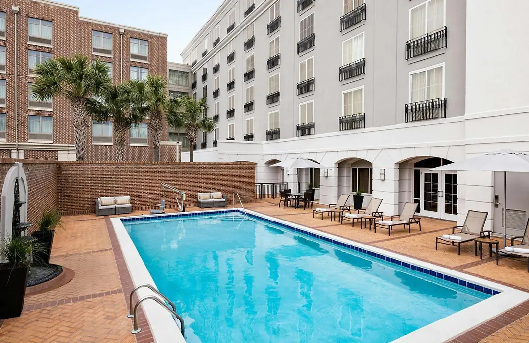 Courtyard By Marriott Charleston Historic District-1