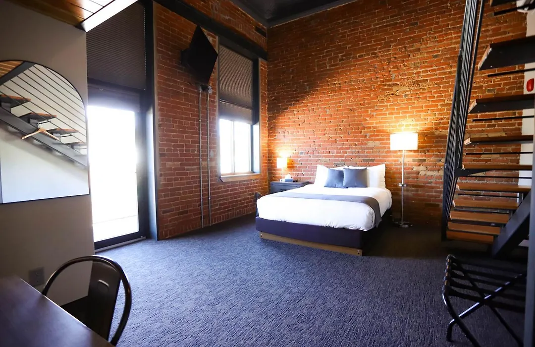 The Hotel Sturgis-1