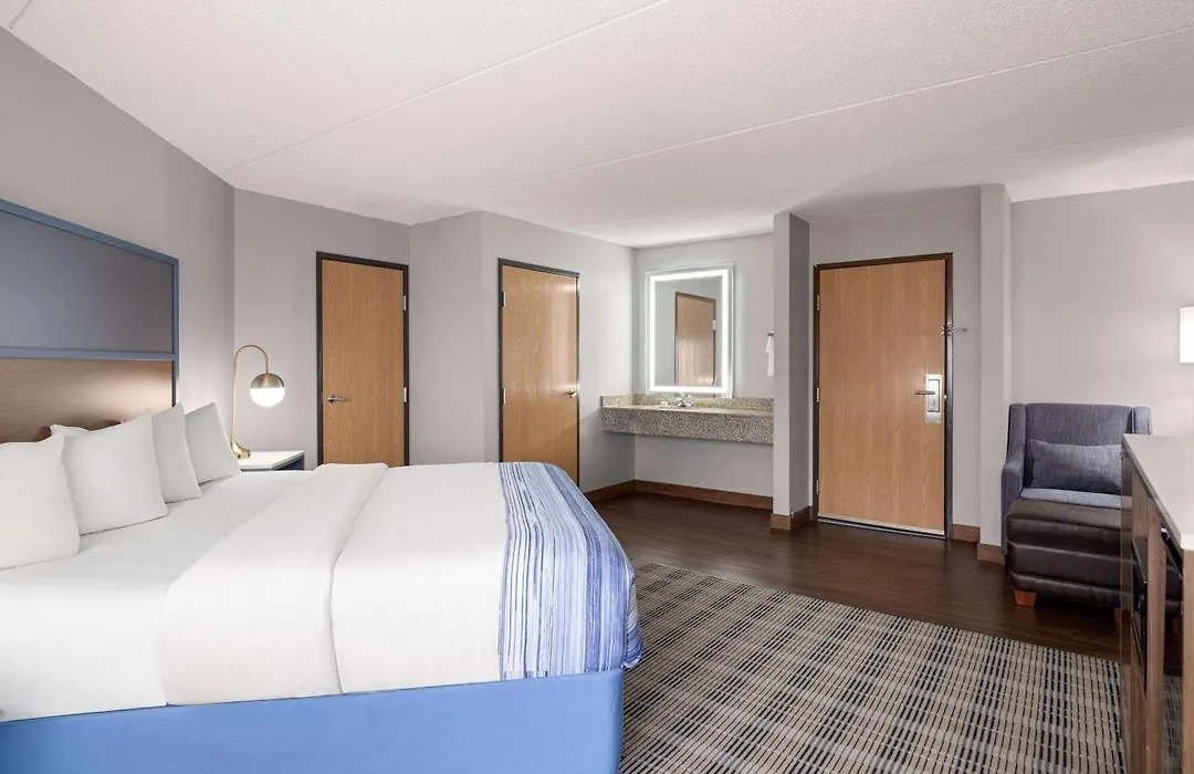 Americinn By Wyndham Shakopee Near Amphitheater-1