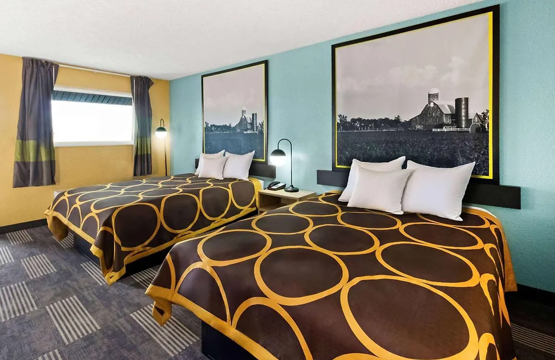 Super 8 By Wyndham Vandalia/Dayton International Airport-1