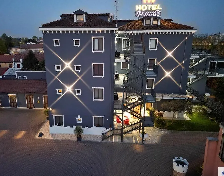 Momi'S Hotel-1