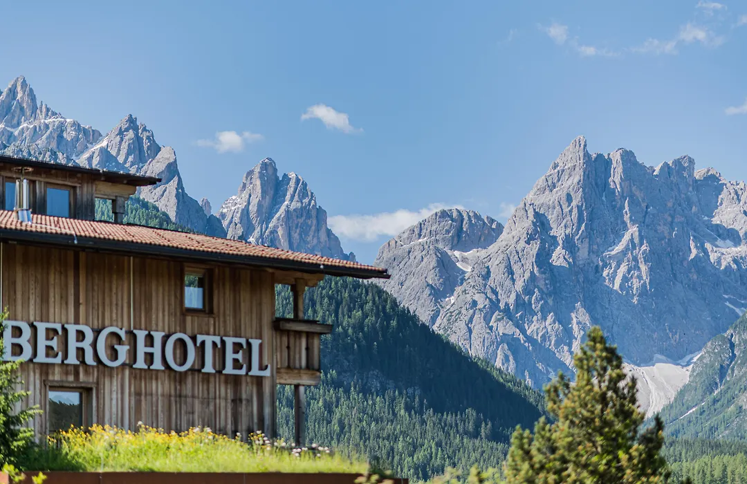 Berghotel - Sexten-1