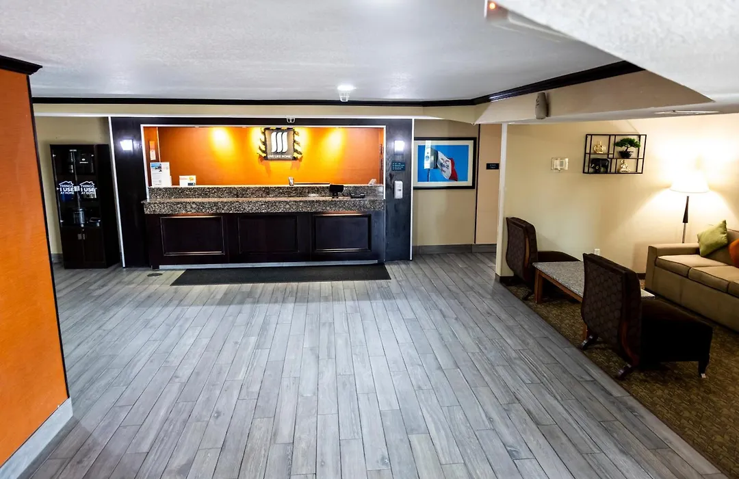 Mainstay Suites Coralville - Iowa City-1