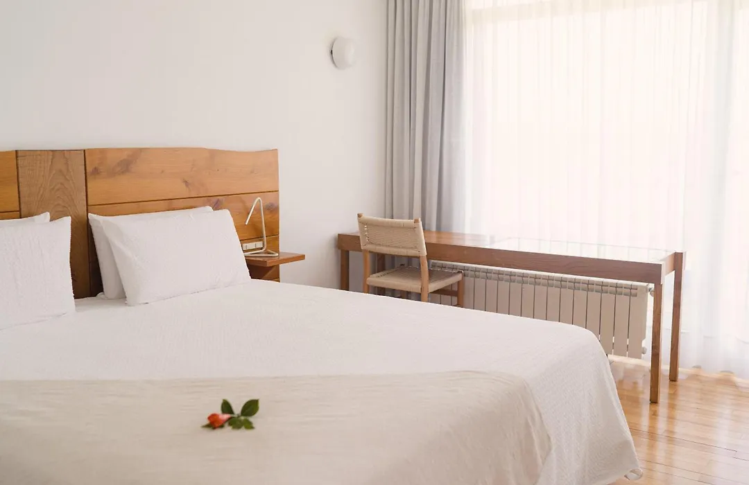 Hotel A Miranda-1