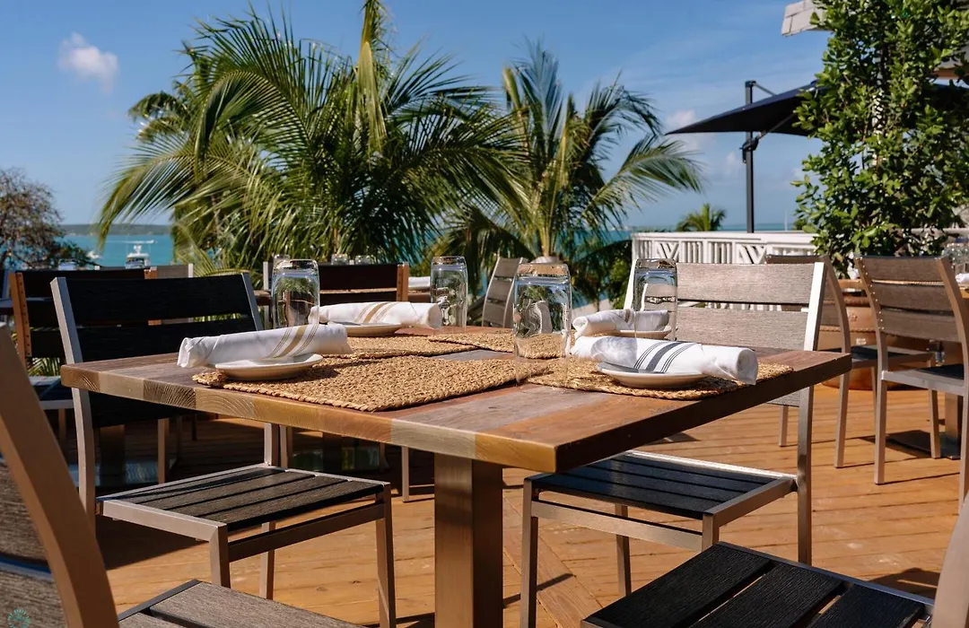 Romora Bay Resort & Marina-1
