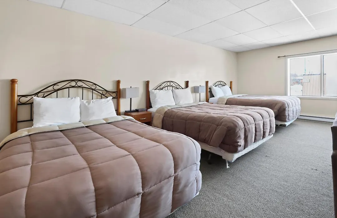 Dauphin Inn Express-1
