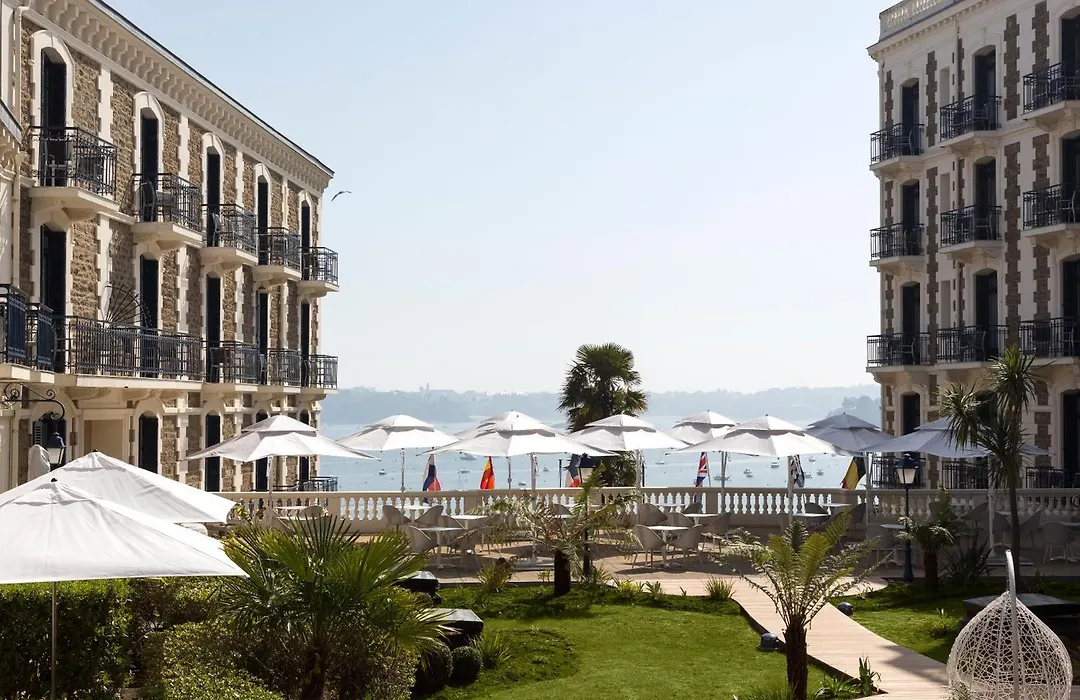 Hotel Barriere Le Grand Hotel Dinard-1
