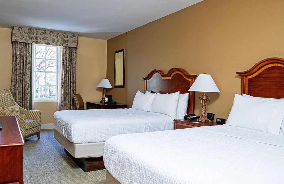 Hampton Inn Charleston-Historic District-1