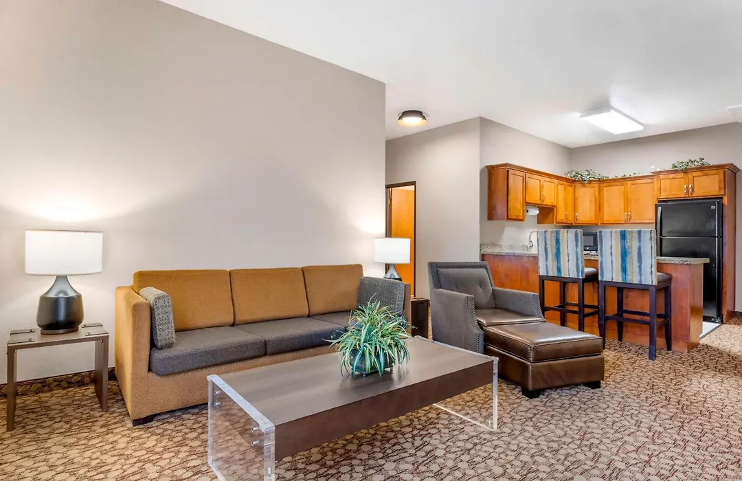 Best Western Plus Mill Creek Inn-1