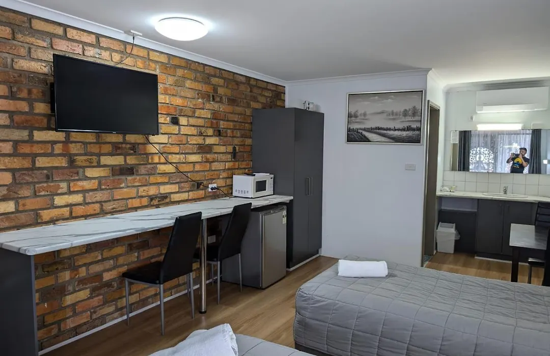 Morwell Parkside Motel-1