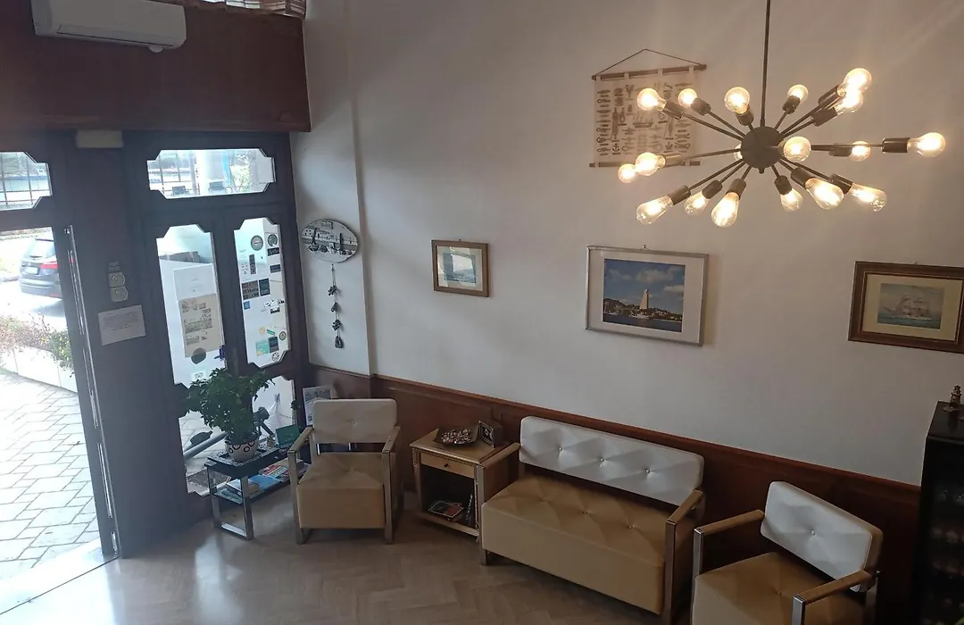 Hotel L'Approdo-1
