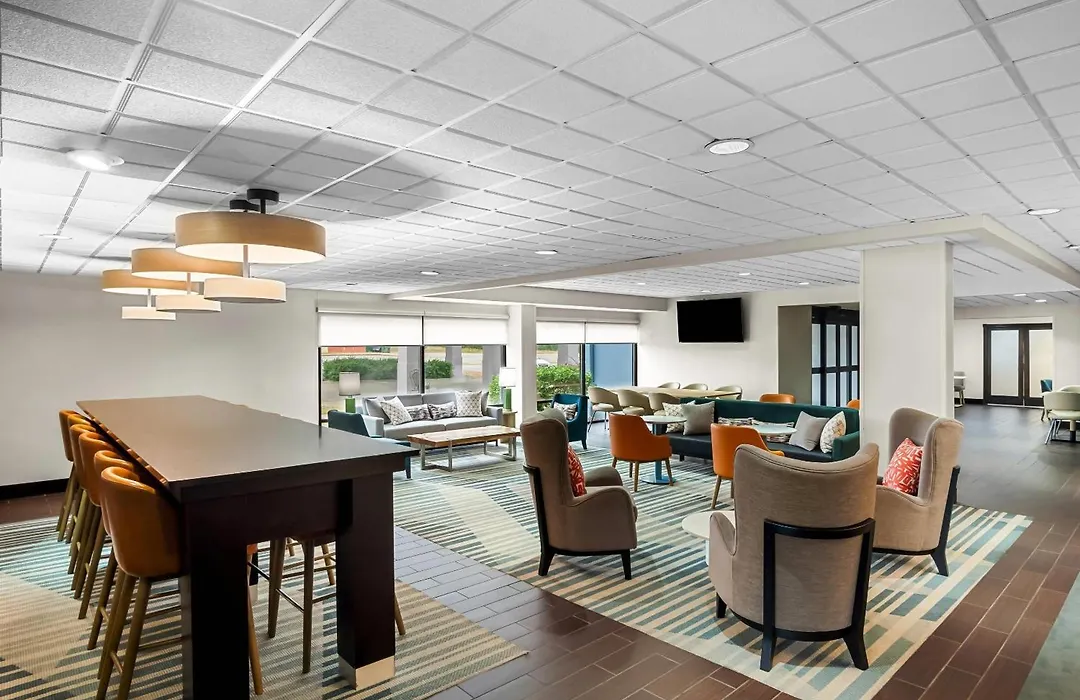 Comfort Inn Cadillac-1