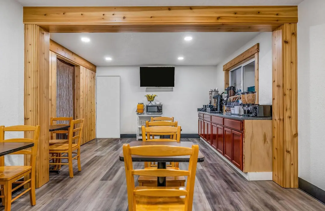 Super 8 By Wyndham Arcata-1