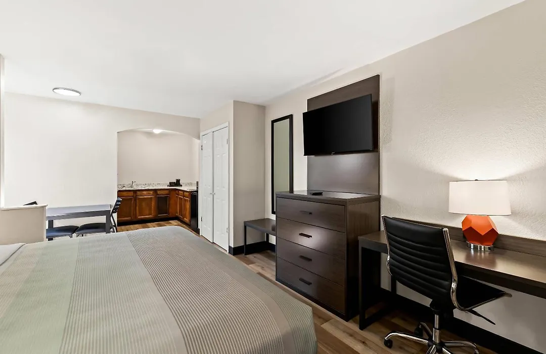 Quality Inn & Suites Dumas-1