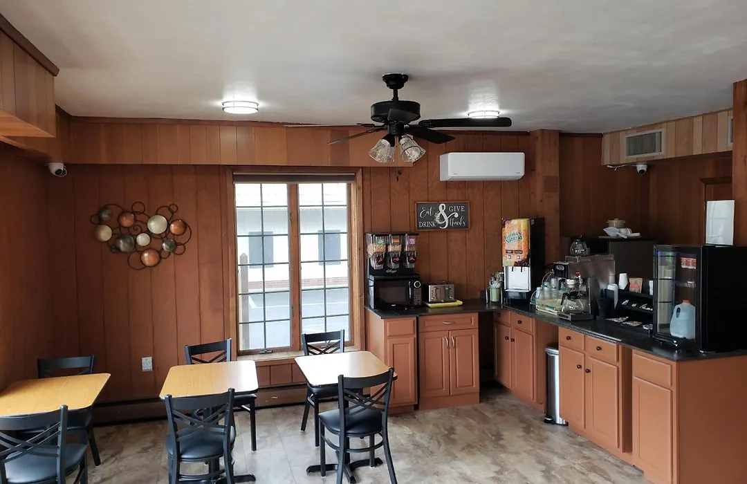 Mansfield Inn-1