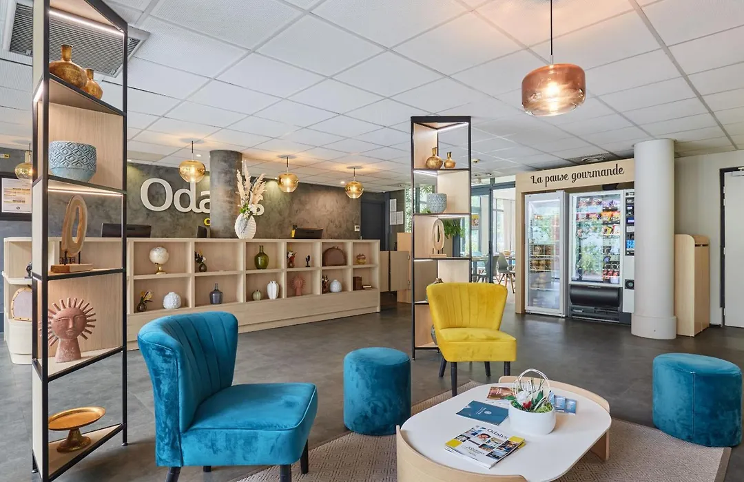 Appart'hotel Odalys Lyon Bioparc-1