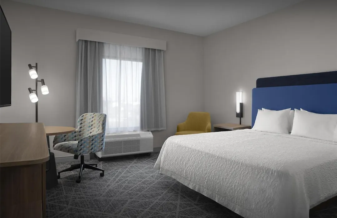 Hampton Inn & Suites Laurel-1