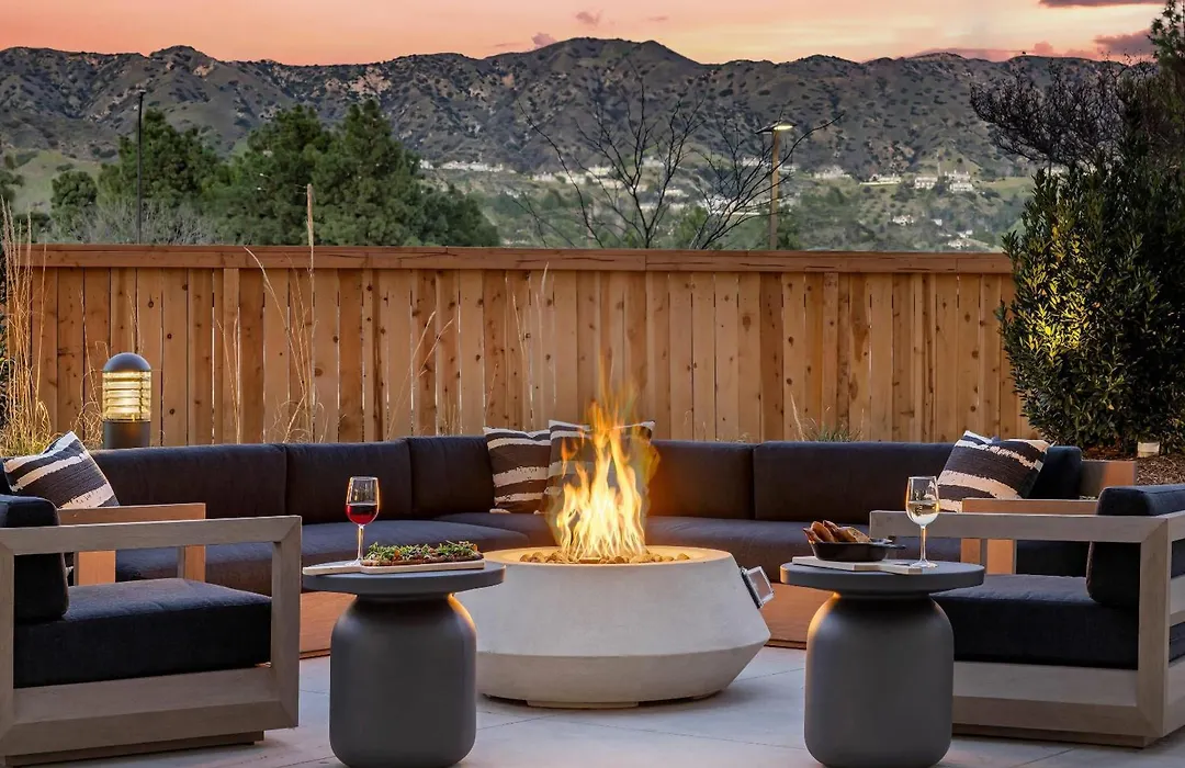 Cambria Hotel Burbank Airport-1