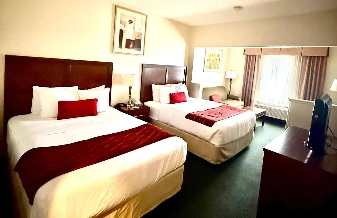 Ramada By Wyndham Denver International Airport-1