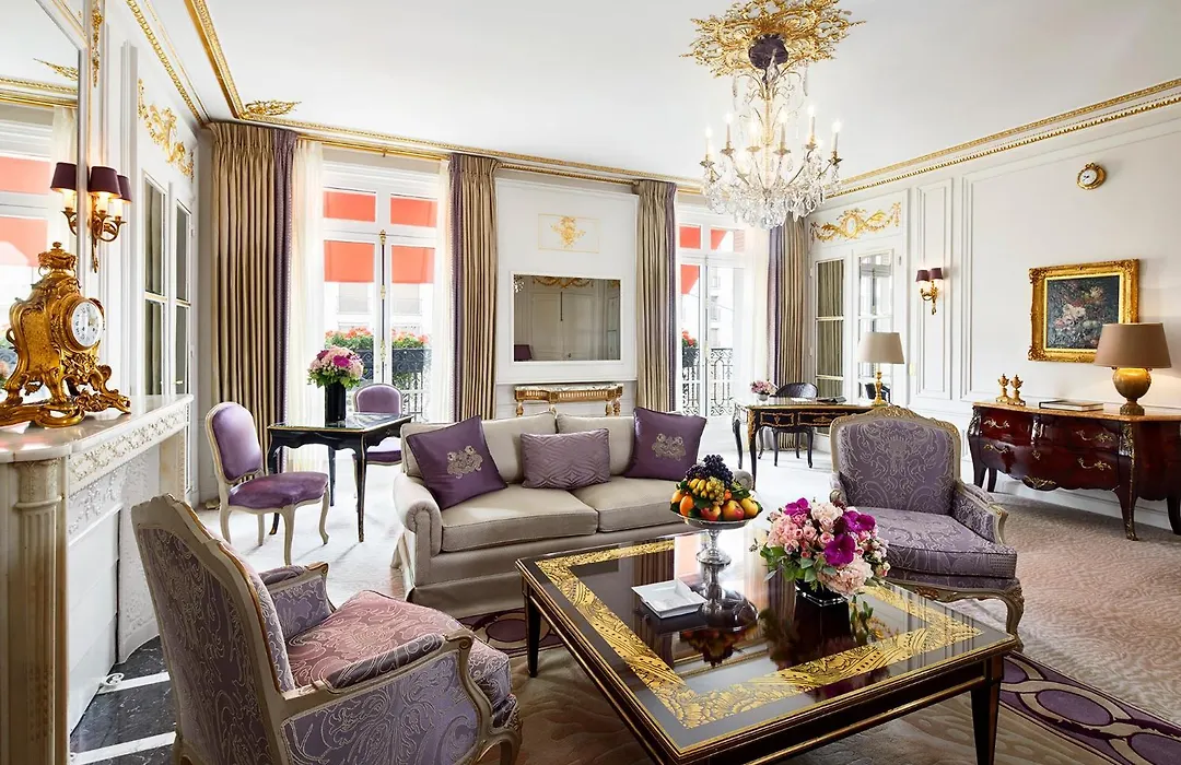 Hôtel Plaza Athénée - Dorchester Collection-1