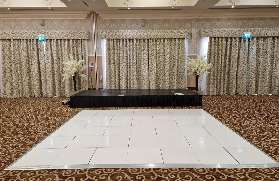 Royal Court Hotel-1