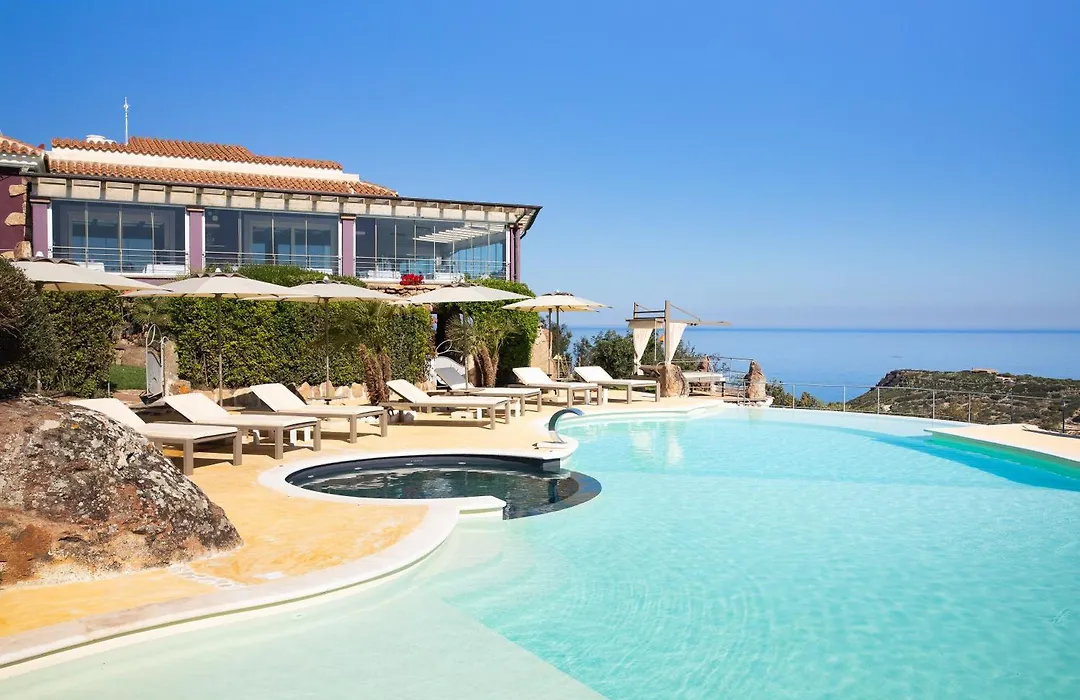 Bajaloglia Resort-1