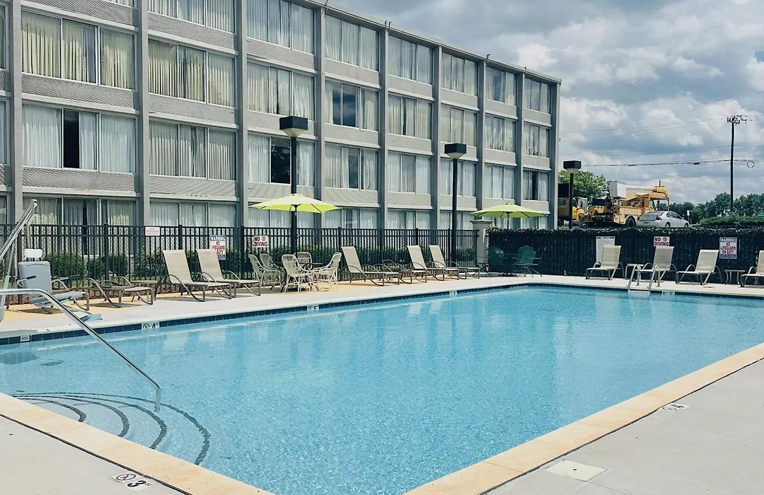 Wyndham Garden Greensboro-1