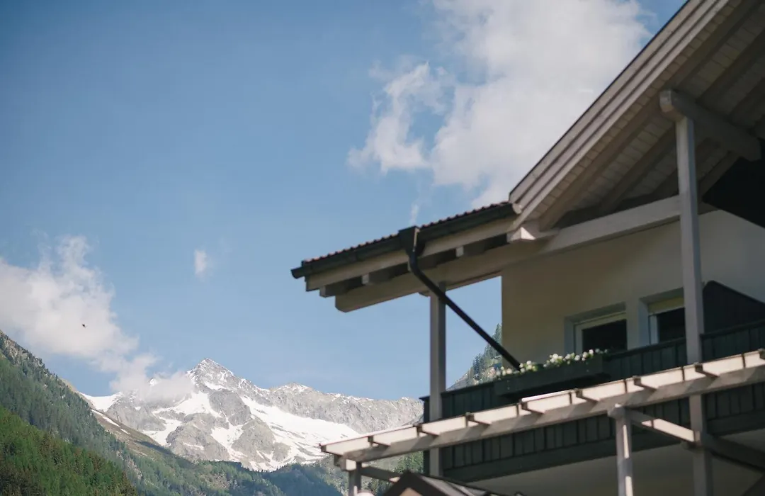 Hotel Fronza - Your Ski & Mountain Home-1