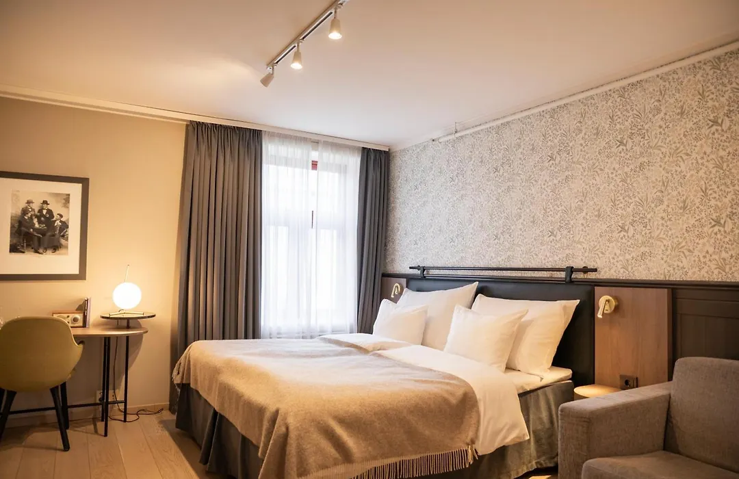 Home Hotel Hammer-1