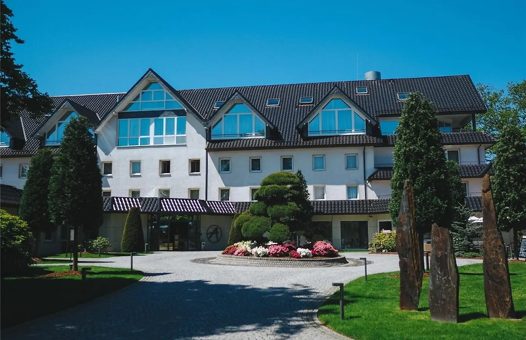 L'Arrivee Hotel & Spa-1
