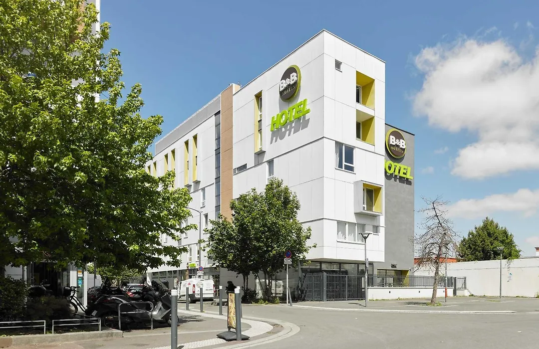 B&B HOTEL Paris Est Bobigny Université-1