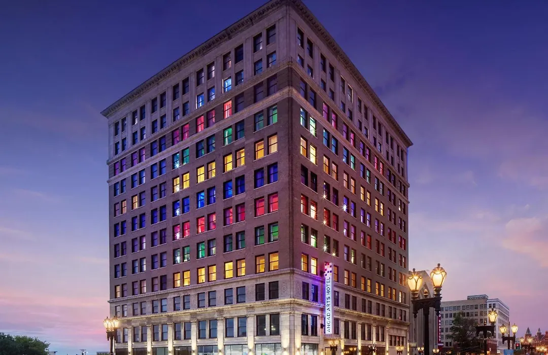 Angad Arts Hotel St. Louis, Tapestry Collection By Hilton-1
