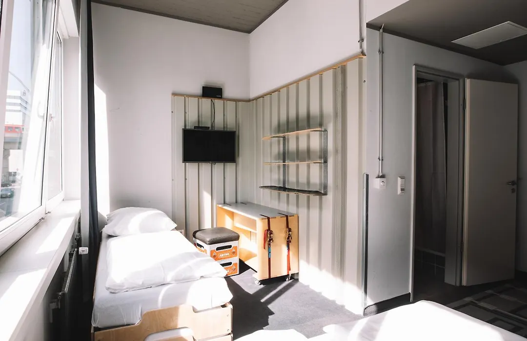 Superbude Hotel Hostel St. Georg-1