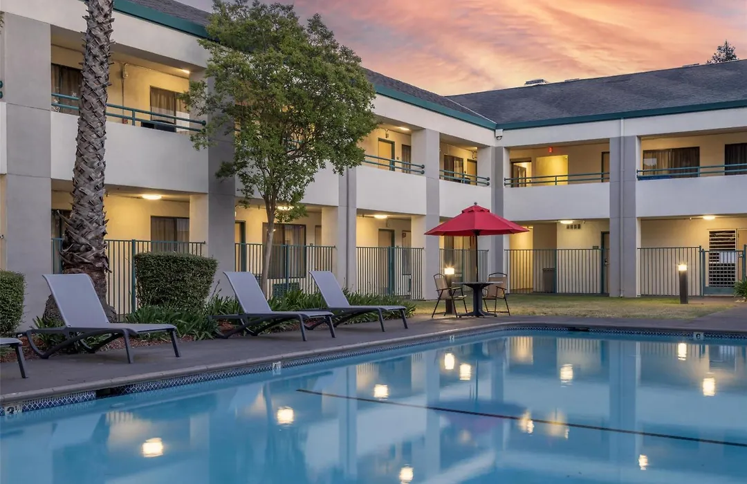 Best Western Heritage Inn-1