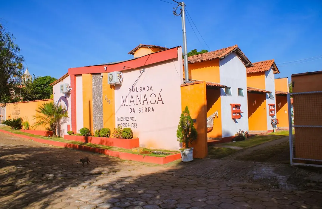 Pousada Manacá Da Serra-1