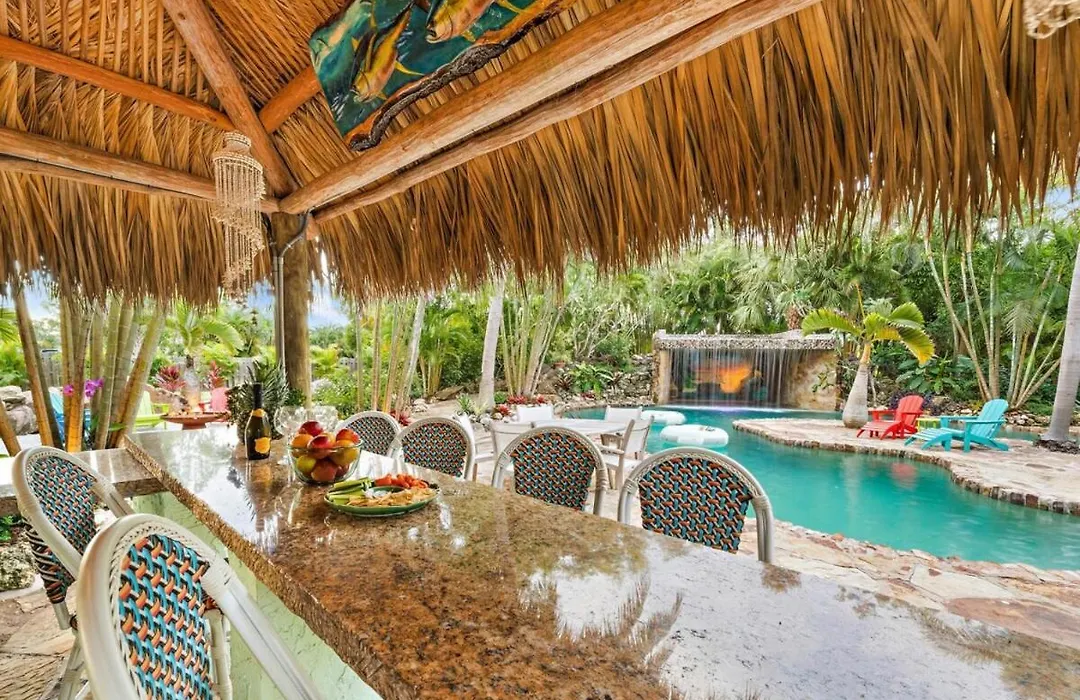 Kontiki Falls! Jupiter'S Exclusive Private Resort-1