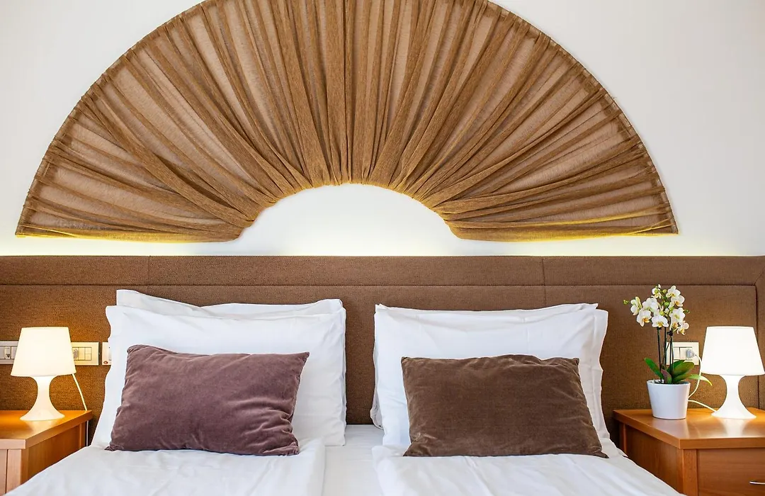Hotel Rex-1