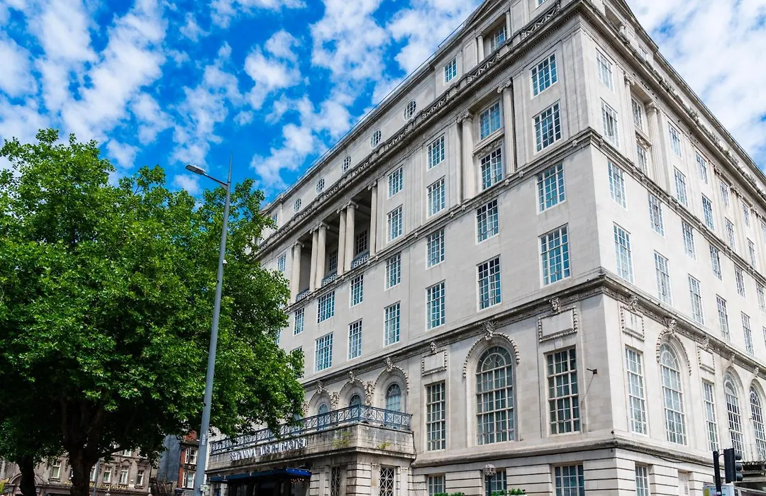 Adelphi Hotel-1