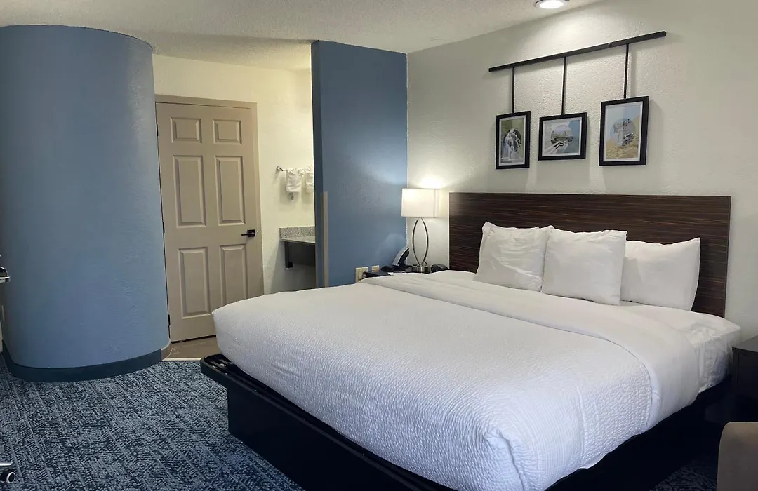 Sleep Inn Hanes Mall-1