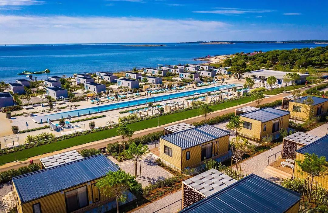 Arena Grand Kazela Camping Homes-1