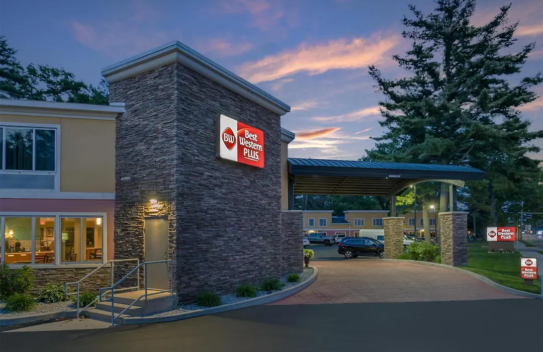 Best Western Plus Traverse City-1