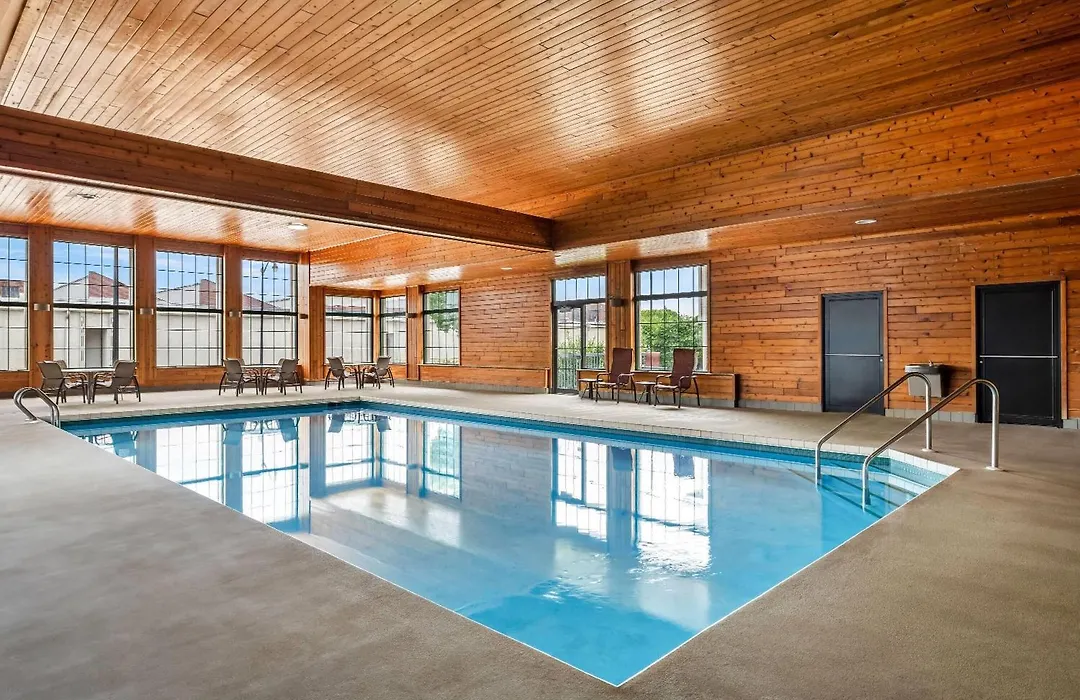 Super 8 By Wyndham La Crosse-1