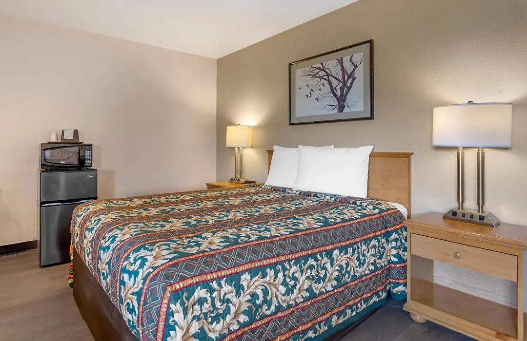 Rodeway Inn Albany-1