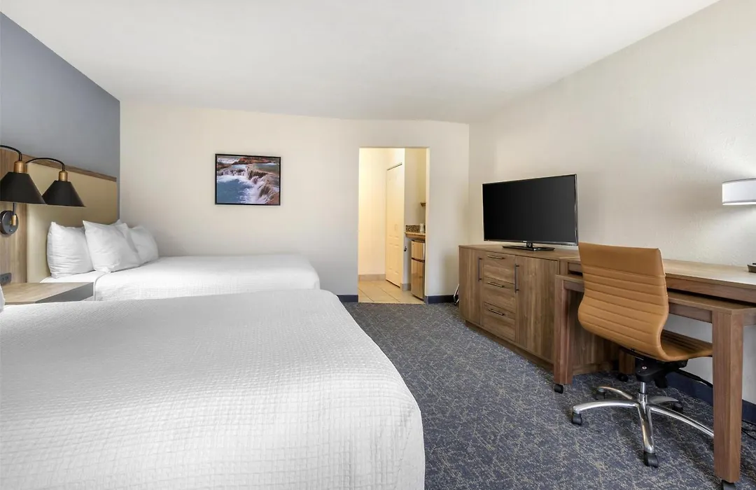 Best Western Plus A Wayfarer'S Inn & Suites-1