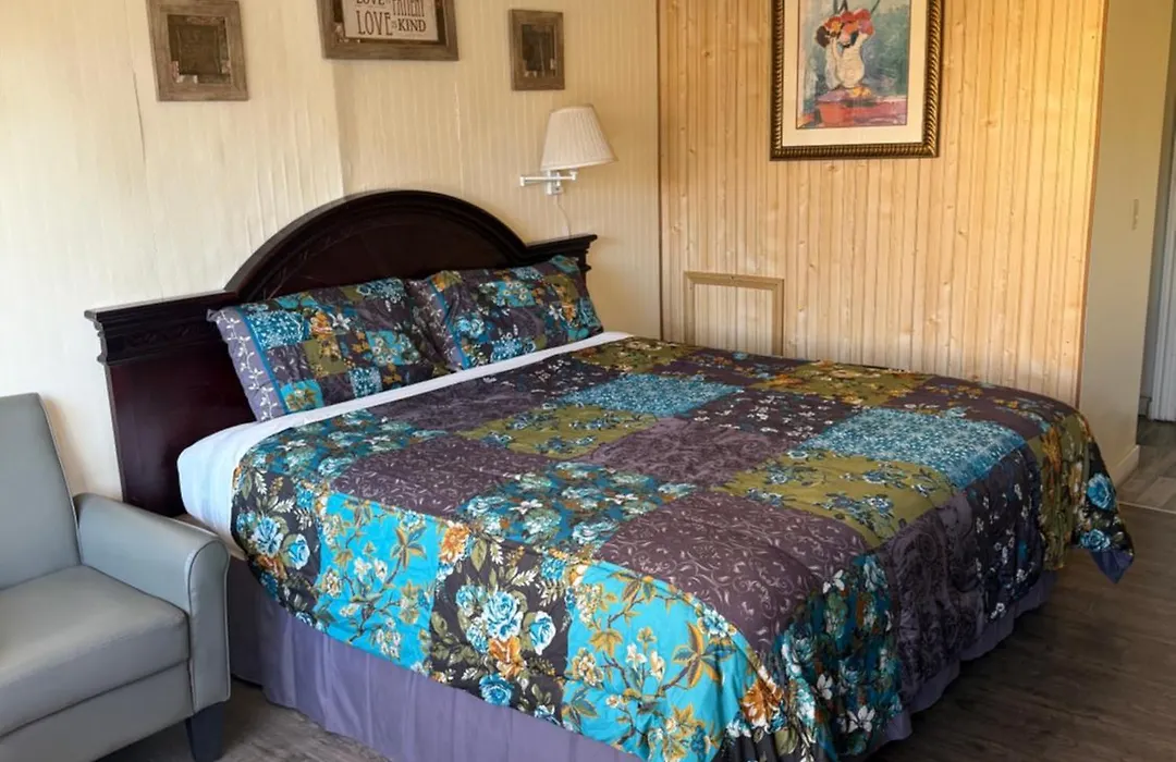 Downtowner Inn-1