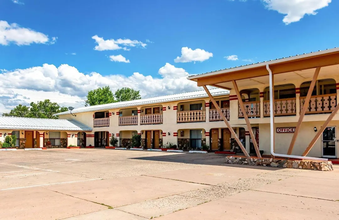 Travelodge By Wyndham Las Vegas Nm-1